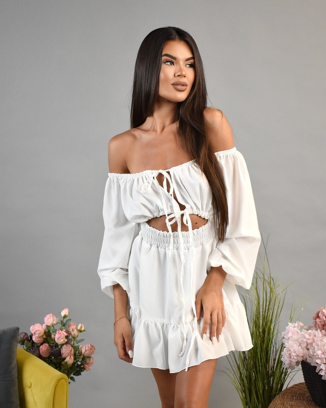 Рокля „Дързост“ – бял шифон с връзки и елегантна свобода | Richland Boutique