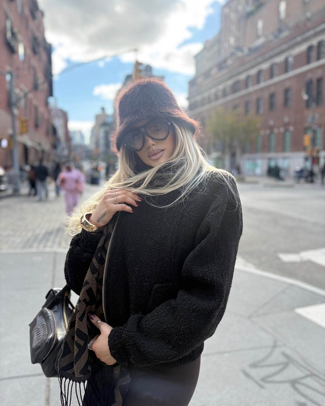 BOMBER LUNAR – Chocolate Taste