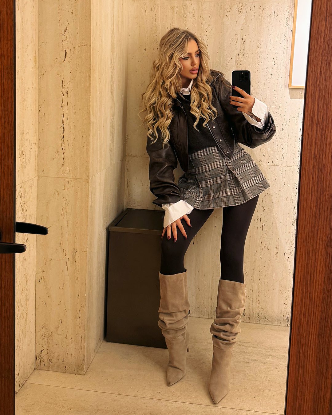 Soho Check – пола-панталонки с нюйоркски дух